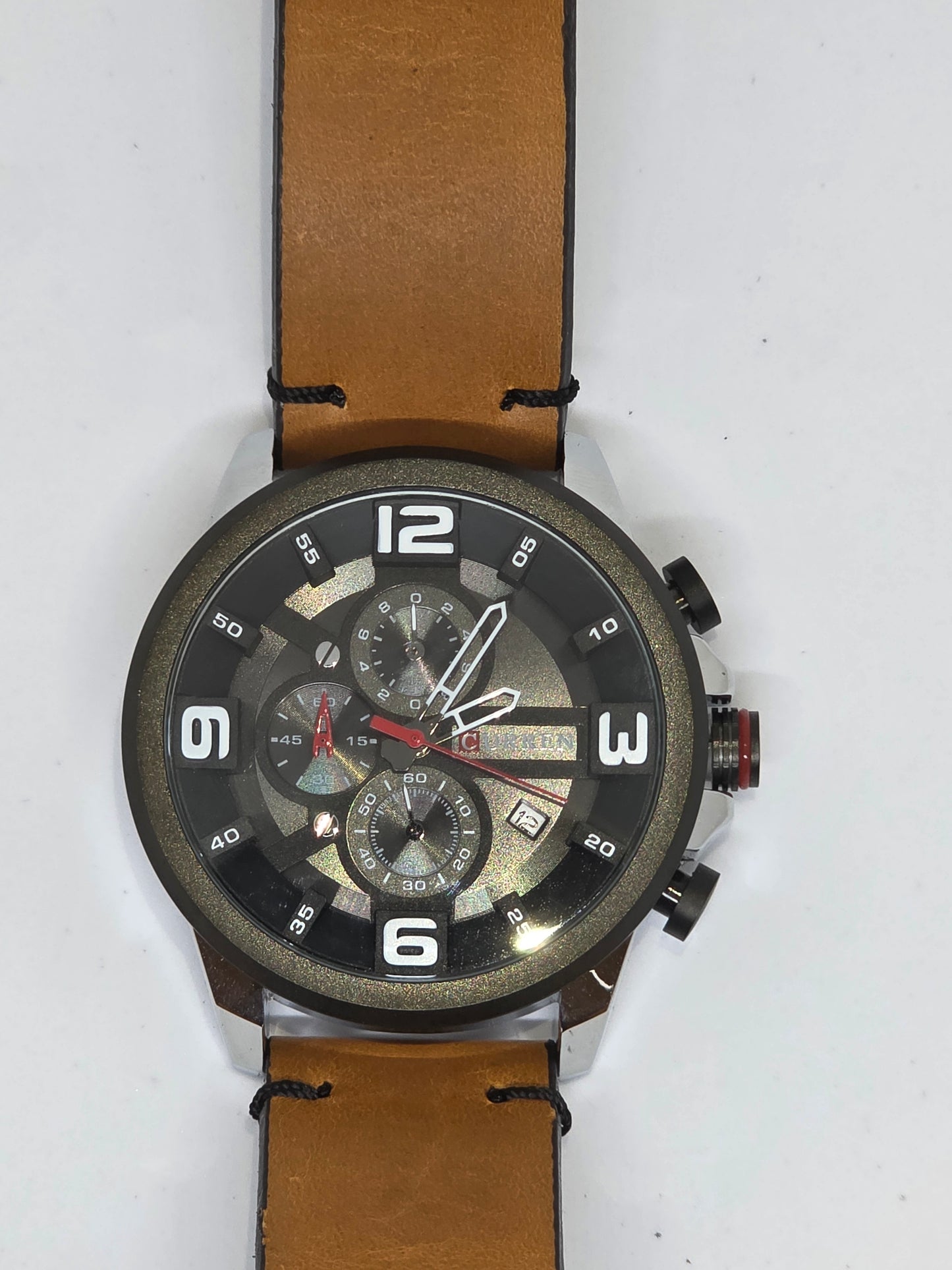 TIEMPO VIVO – Reloj Curren Cronógrafo con Correa en Cuero Camel