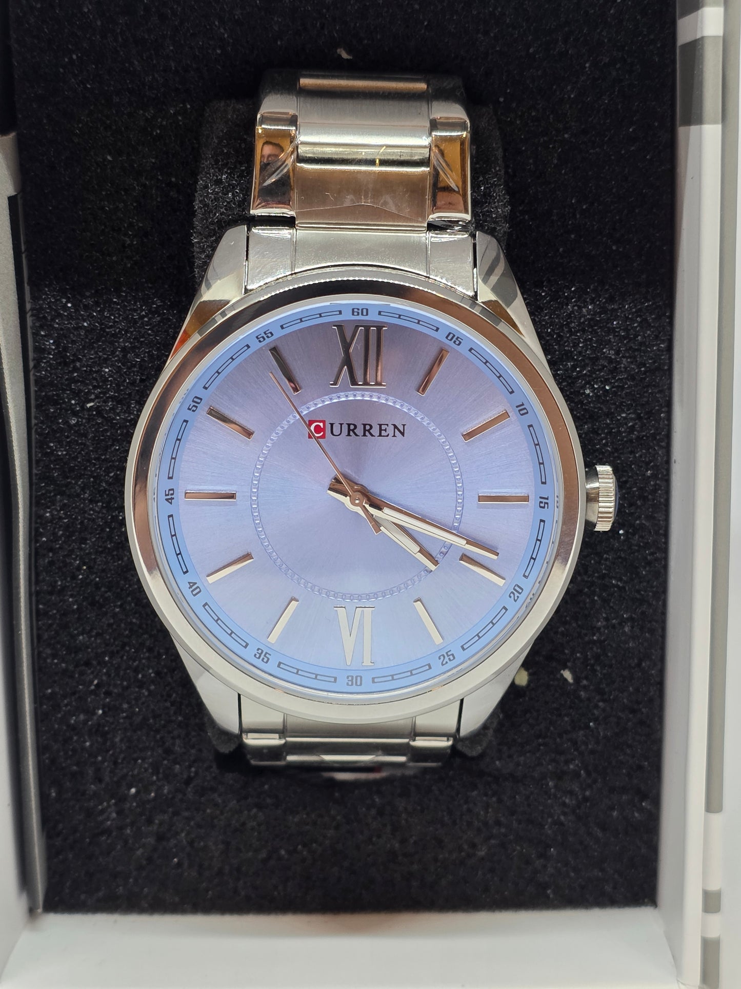 ALTAIR – Reloj Curren Plateado con Carátula Azul Celeste